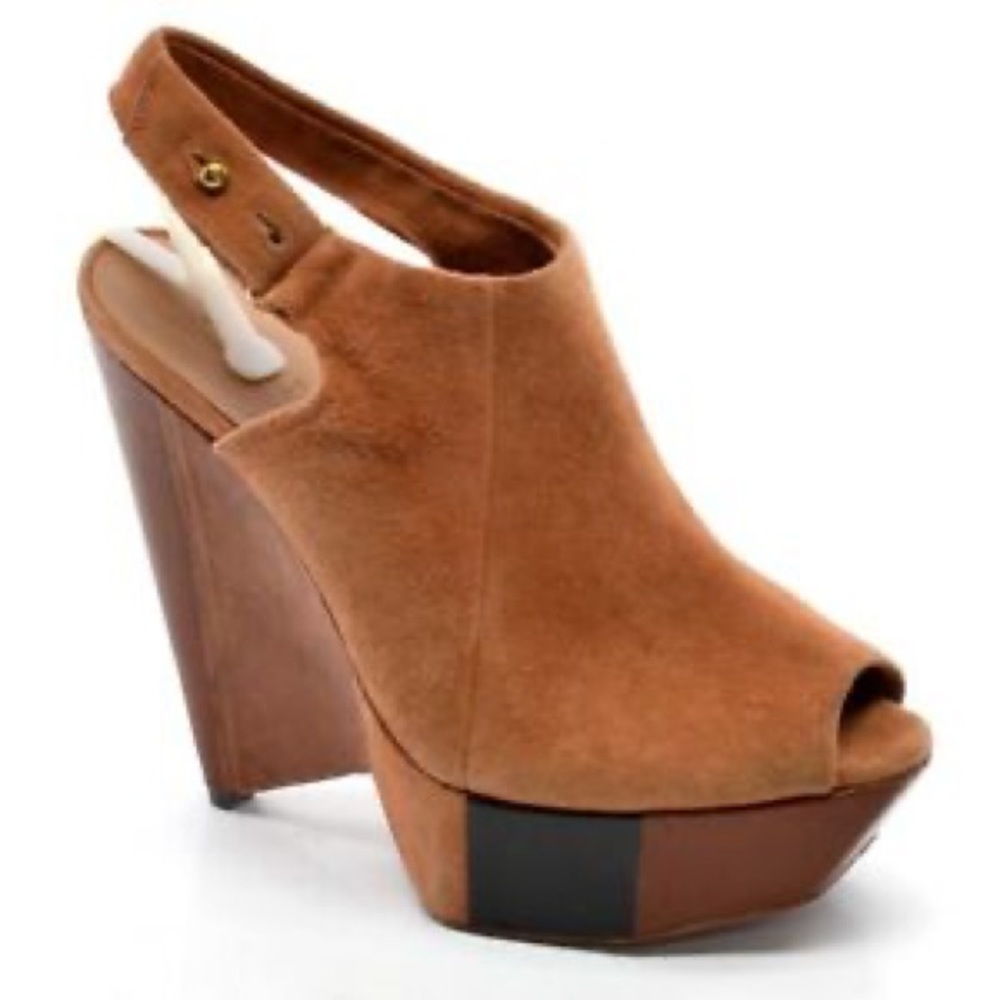 L.A.M.B. SUEDE WEDGES SIZE 6.5
